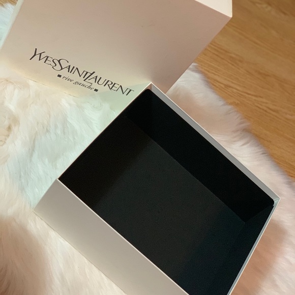 Yves Saint Laurent empty shoe box for sale! - Picture 3 of 3